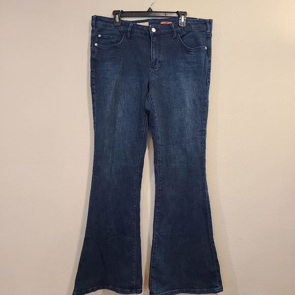 Anthro Pilcro High Rise Flare Dark Wash Jeans - Picture 2 of 8